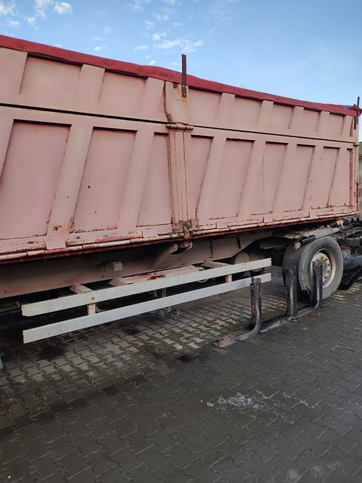 Прицеп бортовий  вживаний