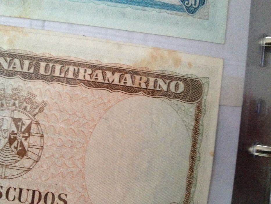 TIMOR 3 Uncirculated Banknotes with Minor Moisture Spots on the 100$00 Note64584419805314124