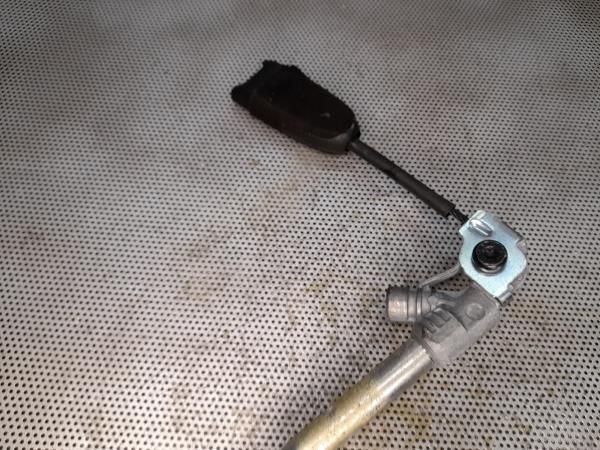 Encaixe de cinto frente direito OPEL Corsa D