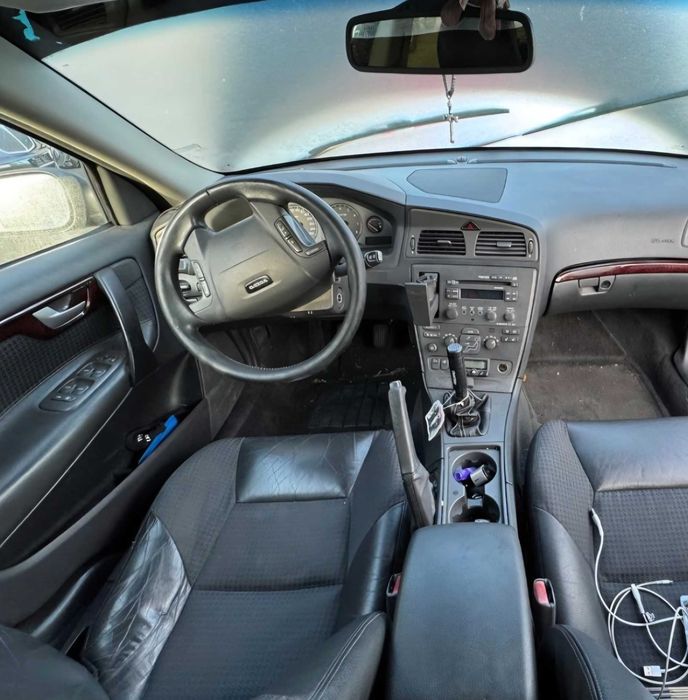 Volto v70 t5  250 cv