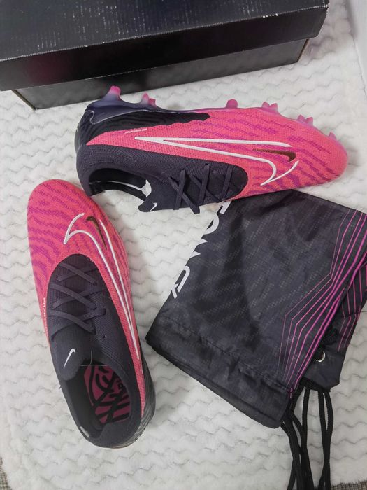 buty piłkarskie Nike Phantom GX Elite FG 42