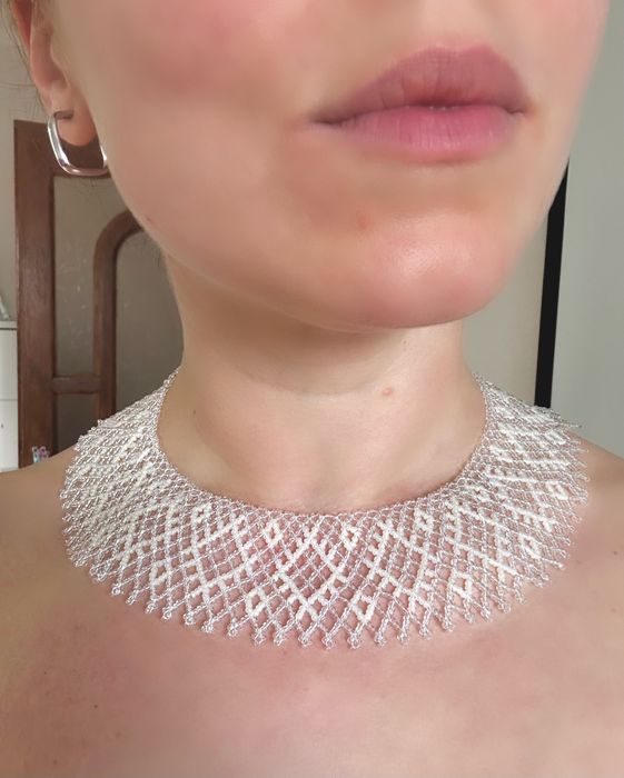 Ніжна силянка прикраса з бісеру