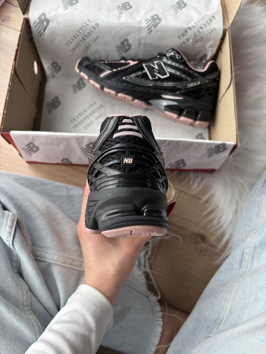 New Balance 1906R Eclipse Pink Taffy Black (36-41р)