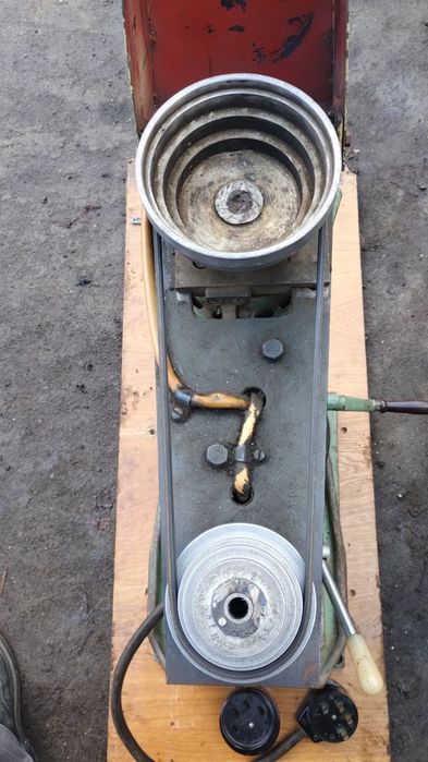 Продається сверлильний верстат