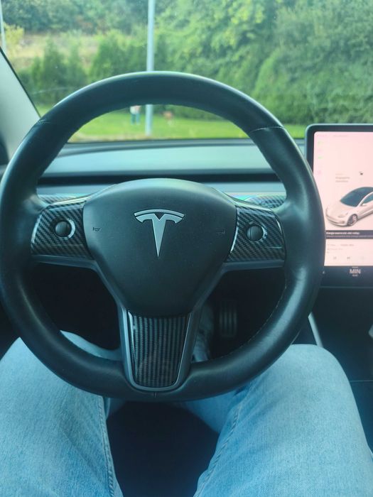 Tesla model 3 performance