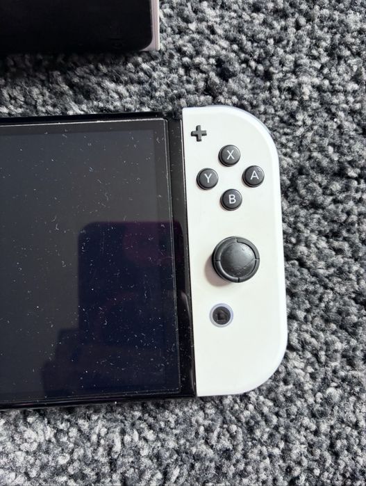 Consola Nintendo Switch OLED + 2 Jogos