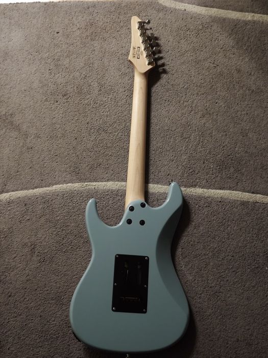 Ibanez azes40-prb
