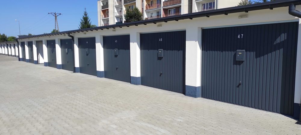 Garaże murowane szeregowe