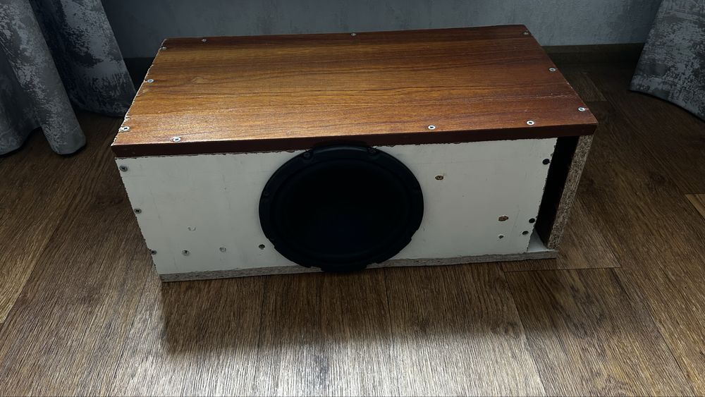 Блютуз колонка, сабвуфер-аудио система