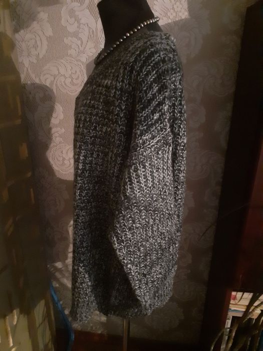 Отличный джемпер! Размер 58-62!Распродажа. !