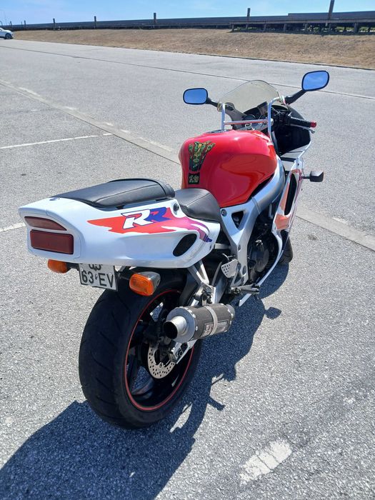honda cbr 900 rr sc28