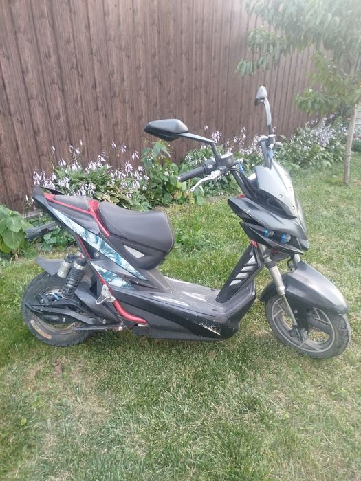 Продам Електроскутер в гарному стані.