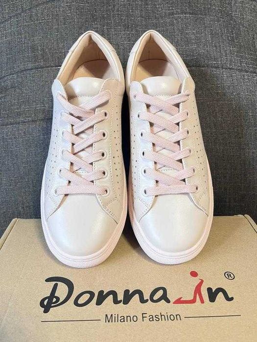 Жіночі шкіряні кеди Donna-In 39 розмір, нові, натуральна шкіра