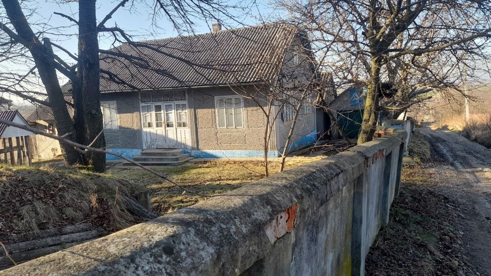 Продам два господарства за ціною одного. Дивіться фото всі