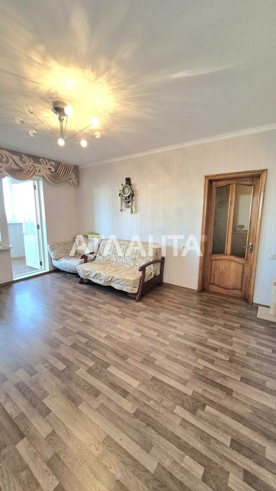 4-кімнатна квартира 85 м² з ремонтом та меблями. пр-т Князя Володимира Великого