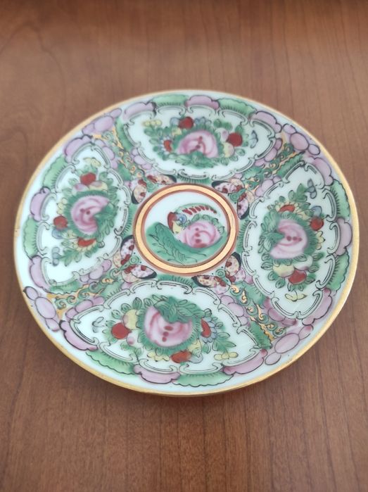 Chávena de porcelana feito em Macau