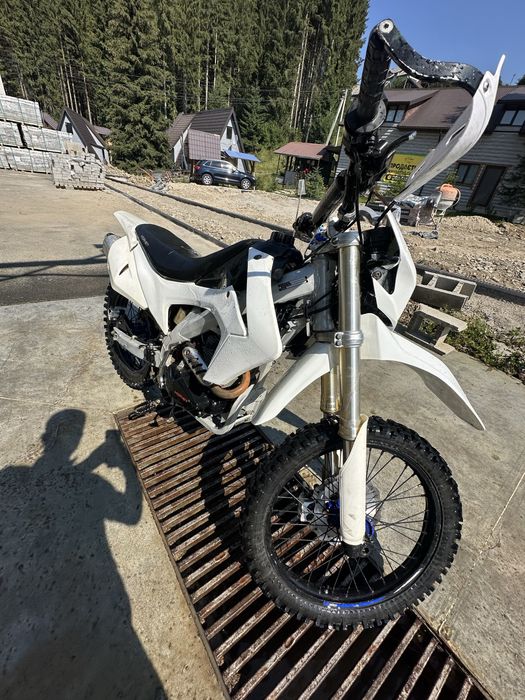 Обмін hornet dakar pro
