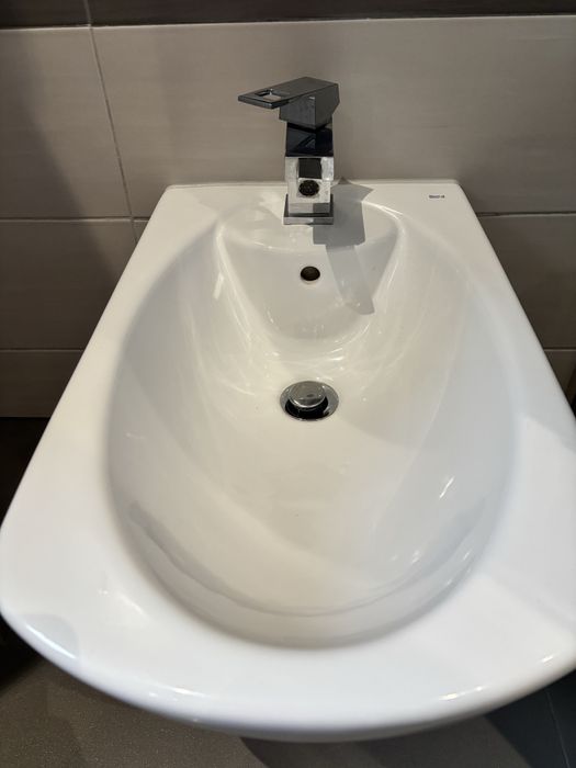 Bidet Roca Dama Senso Bateria Grohe