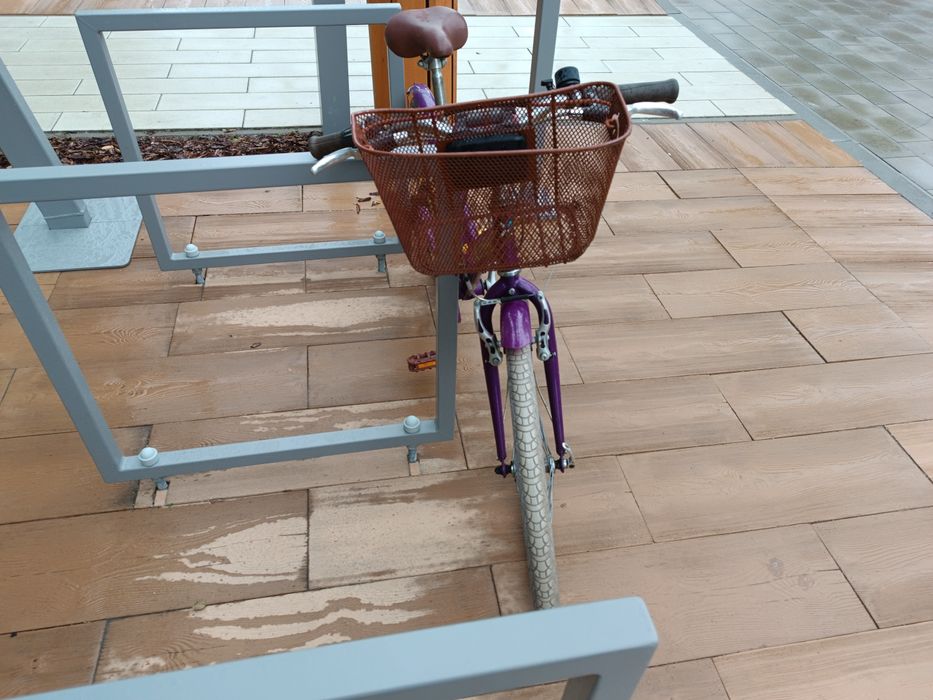 Rower Btwin w średnim stanie Odbiór osobisty