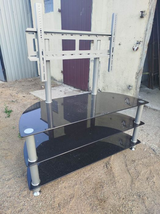 Stolik z wieszakiem na TV