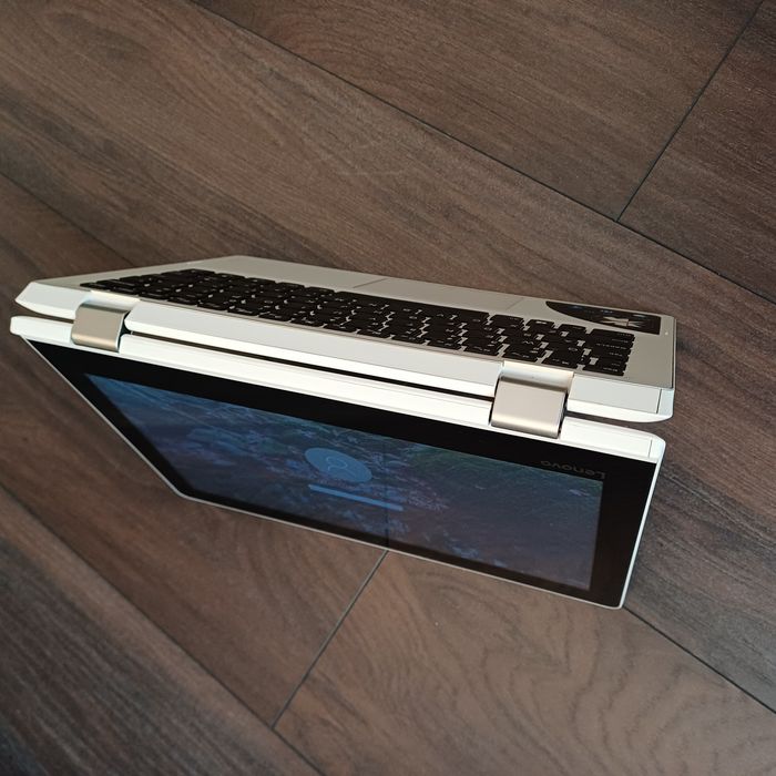 Laptop Lenovo Yoga 310-11 AP Biały