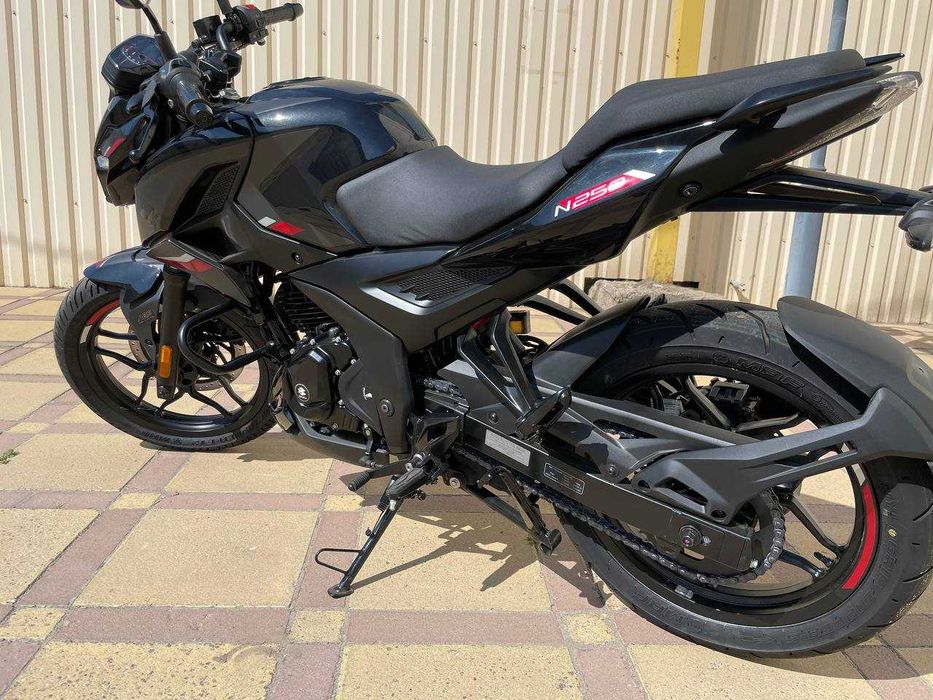 Мотоцикл Bajaj Pulsar N250 Новинка. Офіційний. Гарантія.