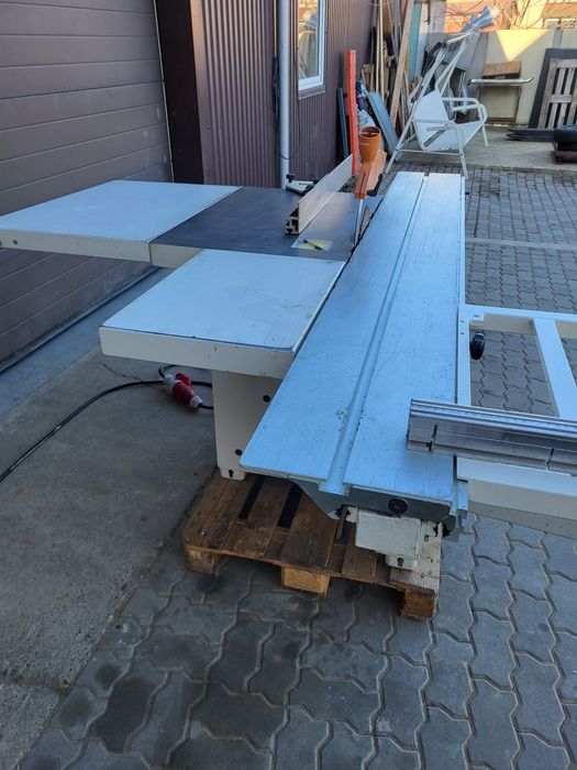 Форматно-розкрійний верстат MiniMax SCM