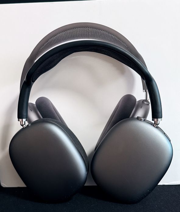 AirPods Max Space Gray