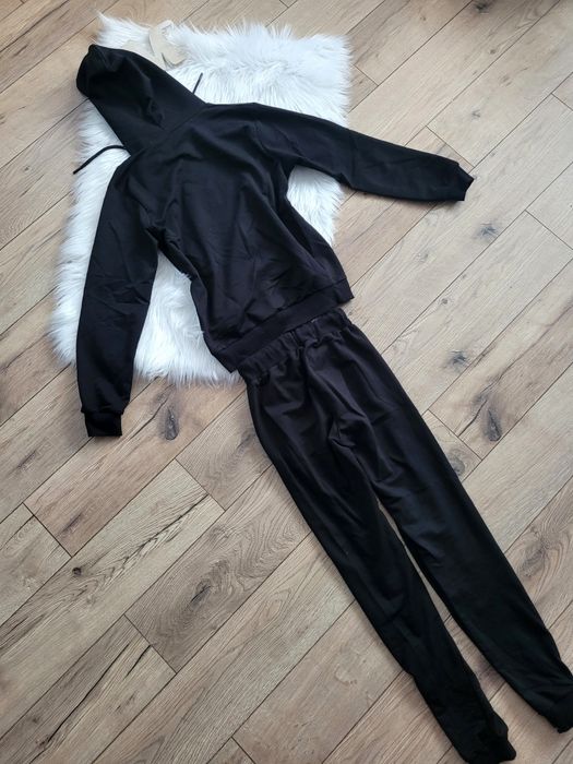 Czarny komplet dresowy czarny dres jaskółka diamenciki s