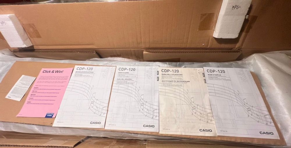 Casio CS-44P com suporte