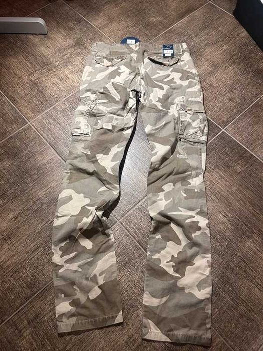 Calça cargo camuflado