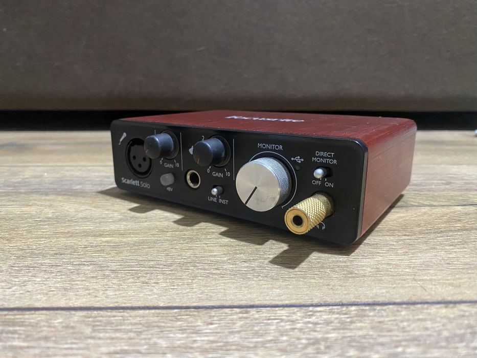Звукова карта Focusrite Scarlett Solo 2nd Gen