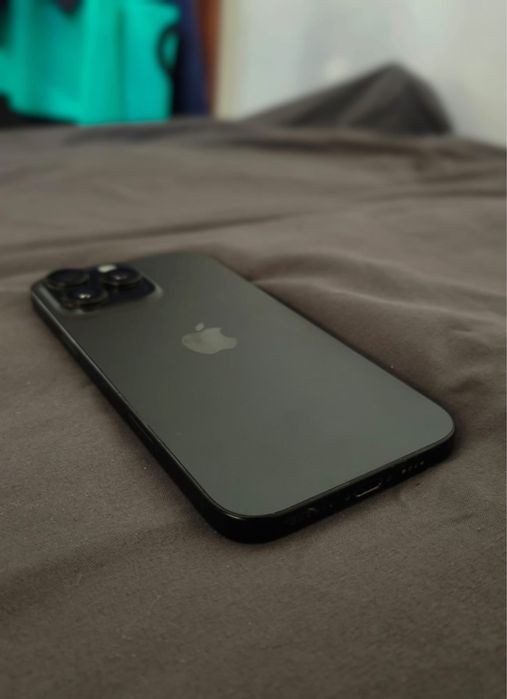 iPhone 16 Pro Max, 256GB Titânio Preto – Como Novo + Capa