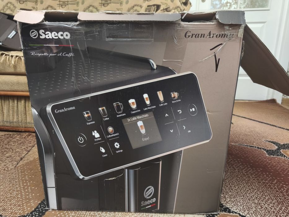 Продам абсолютно новую кофемашину Saeco GranAroma 6580/00