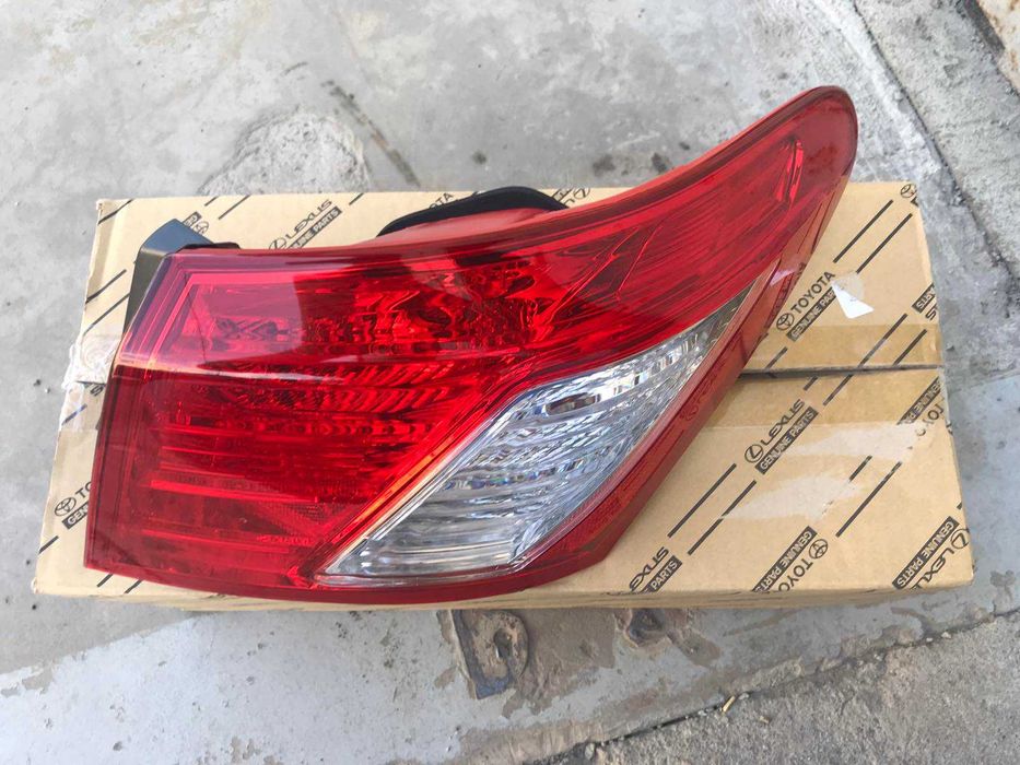 Фонарь задний правый Лексус ЕС, разборка Lexus ES 350