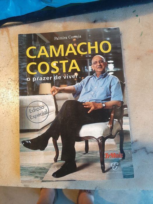 17  livros das fotos.novos.2€ cada.entrega Cartaxo ou envio Ctt.25€  todos.