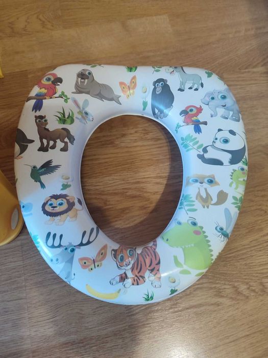 Накладка мягка на унітаз