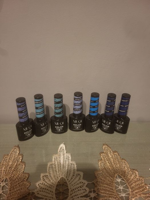 Sprzedam komplet lakierów UV