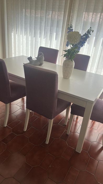 Mesa de salaJantar