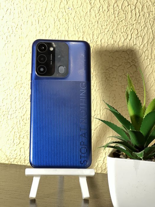 Продам Tecno Spark 8C