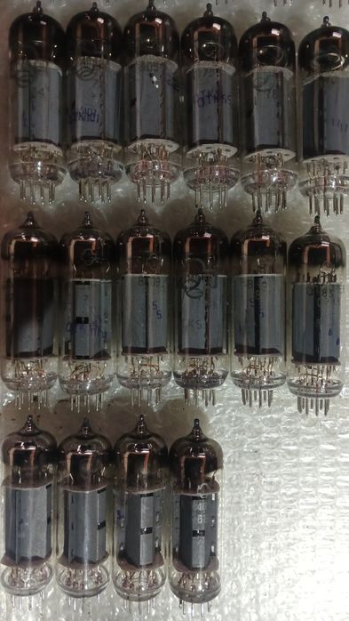 Радиолампы новые с печатями 6п14п-ев