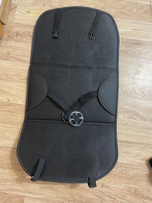 Чохли автомомільні