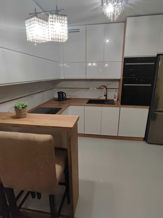 Wynajmę Mieszkanie 64m2  Ul. S. Lema Kraków z miejscem postojowym w garażu podziemnym