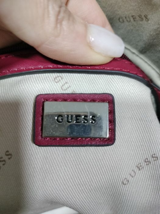 Vende-se mala da marca Guess original em muito bom estado