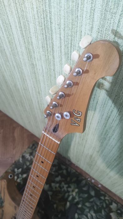 Электрогитара кастом (HSS)