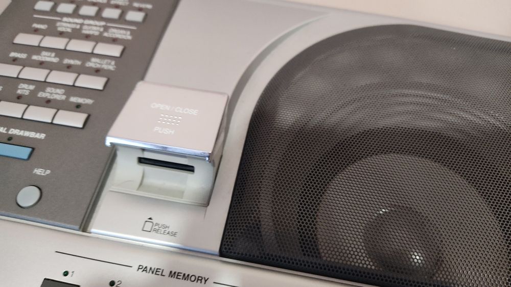 Синтезатор Technics SX-KN2600 Професійна Аранжувальна Клавішна Станція