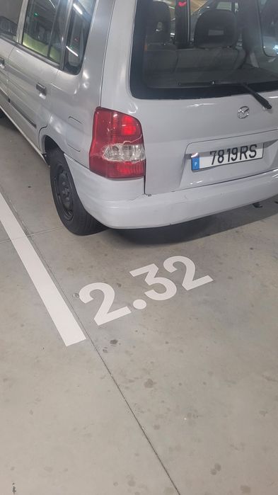 Mazda demio 1.3 gasolina