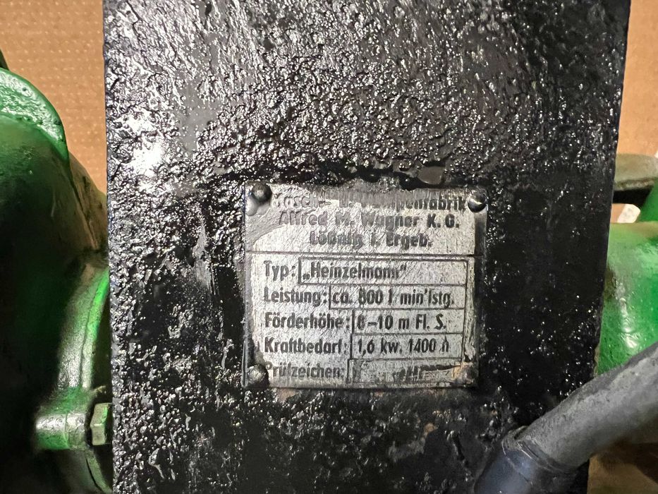 Stara solidna żeliwna Pompa do ścieków