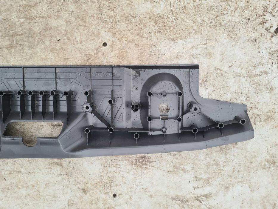 Ford Transit Custom nakładka pasa tył osłona osobowy klapa