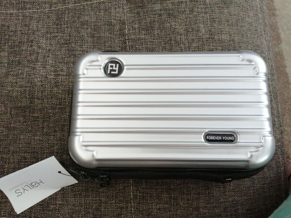 Torebka srebrna nowa